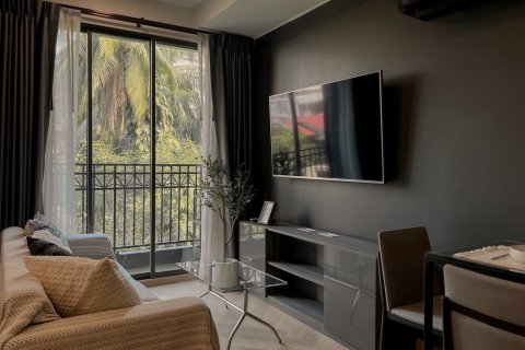 Studio in the Condo in Khlong Toei, Bangkok, Thailand  № 169600