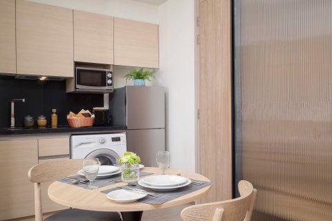 Studio in the Condo in Khlong Toei, Bangkok, Thailand № 169602 - photo 5