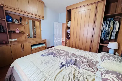 Casa de 3 dormitorios en Pattaya, Tailandia № 211417 - foto 15