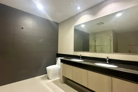 Condominio de 4 dormitorios en Pattaya, Tailandia № 211416 - foto 18