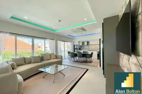 Condominio de 3 dormitorios en Pattaya, Tailandia № 211415 - foto 2