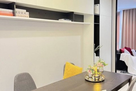 Condo in Bangkok, Thailand, 1 bedroom  № 152619 - photo 4