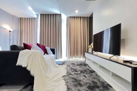 Condo in Bangkok, Thailand, 1 bedroom  № 152619 - photo 3