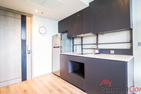 Condo à Bang Lamung, Thaïlande, 1 chambre  № 32434 - photo 3