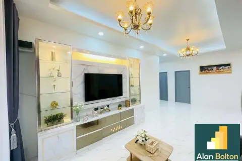 Casa de 3 dormitorios en Pattaya, Tailandia № 211180 - foto 10