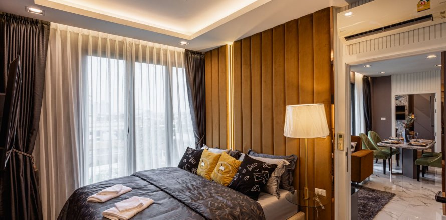 Condo à Lat Phrao, Bangkok, Thaïlande, 2 chambres  № 144717