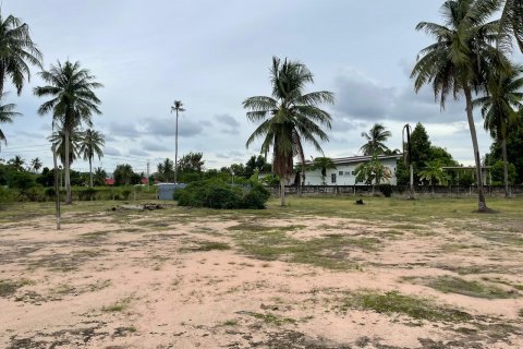 Land in Pattaya, Thailand 3520 sq.m. № 144723 - photo 5