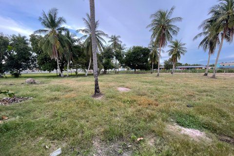 Land in Pattaya, Thailand 3520 sq.m. № 144723 - photo 10