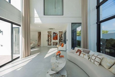 House in Chiang Mai, Thailand 4 bedrooms № 119934 - photo 5