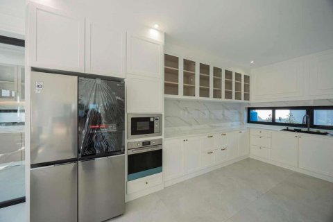 House in Chiang Mai, Thailand 4 bedrooms № 119934 - photo 23
