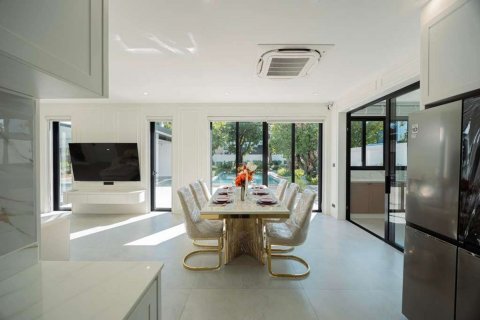 House in Chiang Mai, Thailand 4 bedrooms № 119934 - photo 20