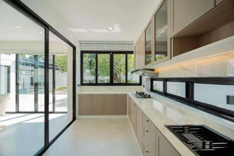 House in Chiang Mai, Thailand 4 bedrooms № 119934 - photo 26