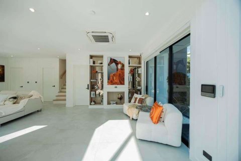 House in Chiang Mai, Thailand 4 bedrooms № 119934 - photo 13