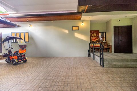 House in Chiang Mai, Thailand 5 bedrooms № 119935 - photo 12