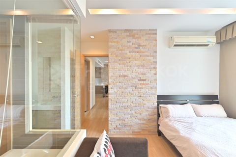 Condo in Bangkok, Thailand, 2 bedrooms № 185084 - photo 9