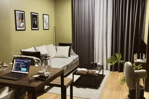 Condominio de 1 dormitorio en Huai Khwang, Bangkok, Tailandia № 219660