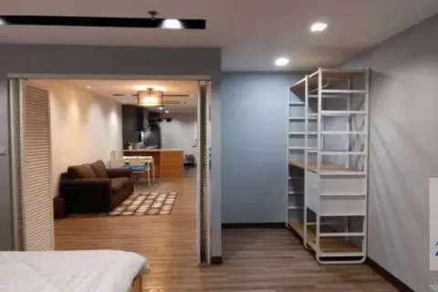 Eigentumswohnung in Bang Rak, Bangkok, Thailand, 1 Schlafzimmer № 219661 - Foto 4