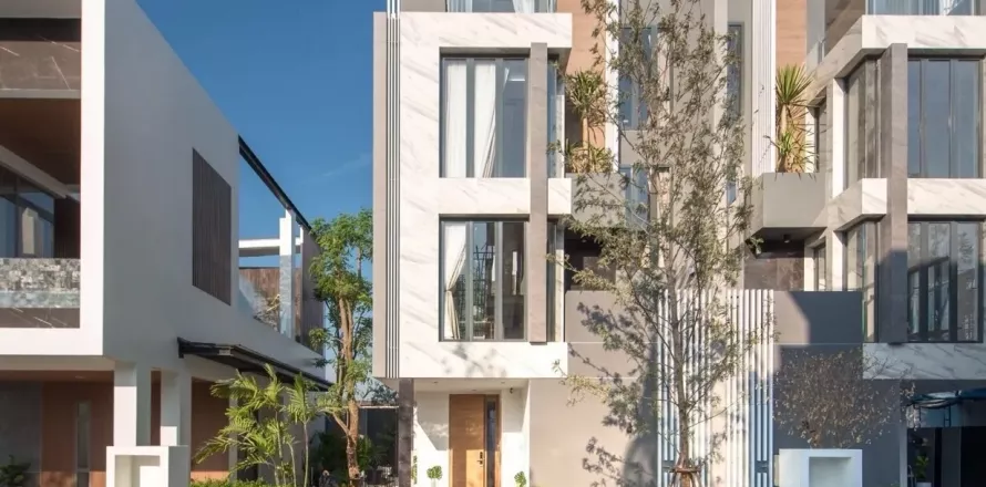 Townhouse in Phra Khanong, Bangkok, Thailand 3 bedrooms № 142516