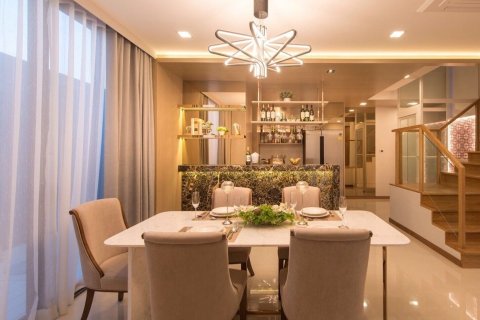 Townhouse in Phra Khanong, Bangkok, Thailand 3 bedrooms № 142516 - photo 11