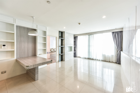 Condo in Bangkok, Thailand, 2 bedrooms  № 187408