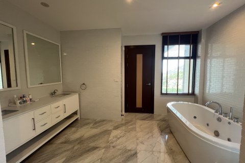 Villa à Hua Hin, Thaïlande 4 chambres № 137341 - photo 4