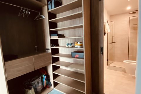 Студия в кондо в Ваттхане, Бангкок, Таиланд № 137335 - фото 7