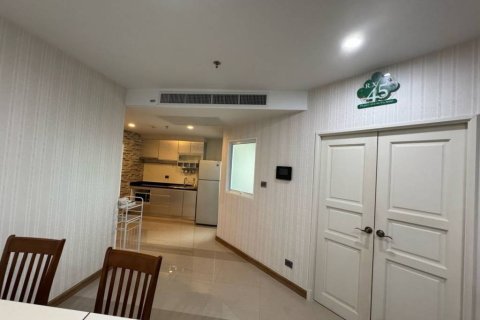 Кондоминиум с 2 спальнями в Хуай Кванге, Бангкок, Таиланд № 152336 - фото 5