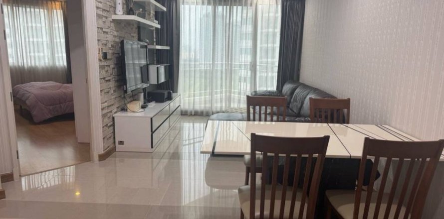 Кондоминиум с 2 спальнями в Хуай Кванге, Бангкок, Таиланд № 152336