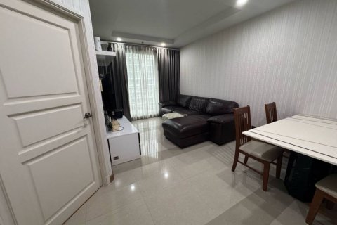 Кондоминиум с 2 спальнями в Хуай Кванге, Бангкок, Таиланд № 152336 - фото 4