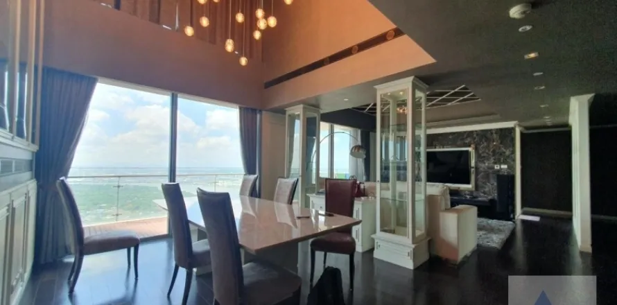 Penthouse in Yan Nawa, Bangkok, Thailand 3 Schlafzimmer № 215552