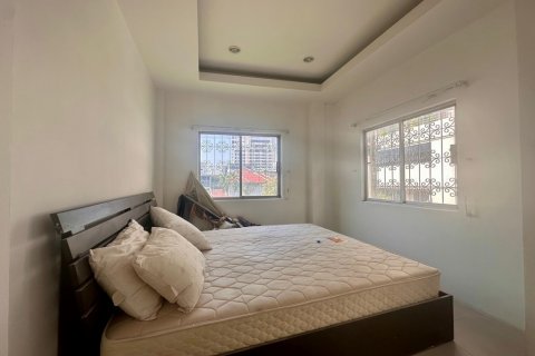 Таунхаус в Бангкоке, Таиланд с 5 спальнями  № 119156 - фото 12