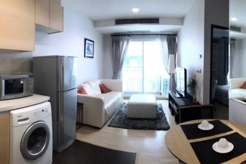 Studio in the Condo in Watthana, Bangkok, Thailand  № 157954 - photo 6