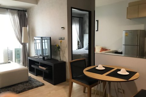 Studio in the Condo in Watthana, Bangkok, Thailand  № 157954 - photo 2