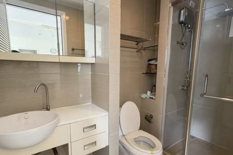 Condo in Huai Khwang, Bangkok, Thailand, 2 bedrooms  № 160776 - photo 5