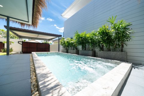 Villa in Phuket, Thailand 2 bedrooms № 160777 - photo 9