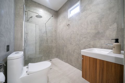 Villa in Phuket, Thailand 2 bedrooms № 160777 - photo 20