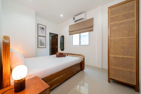 Villa in Phuket, Thailand 2 bedrooms № 160777 - photo 13
