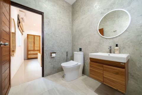 Villa in Phuket, Thailand 2 bedrooms № 160777 - photo 18