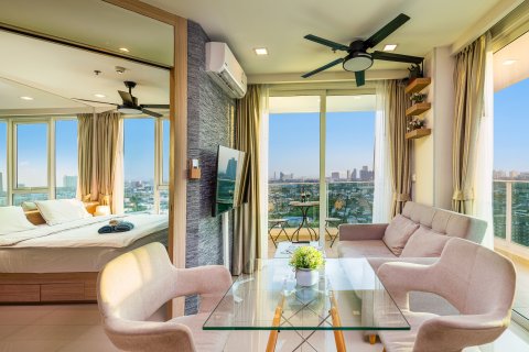 Studio dans le Condo à Pattaya, Thaïlande  № 172088 - photo 8