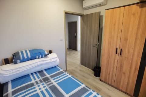 Кондоминиум с 2 спальнями в Чатучаке, Бангкок, Таиланд № 172093 - фото 5