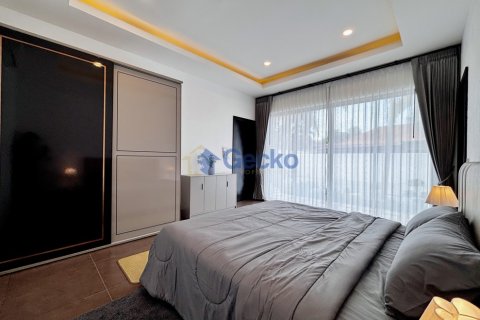Casa de 2 dormitorios en Pattaya, Tailandia № 209334 - foto 15