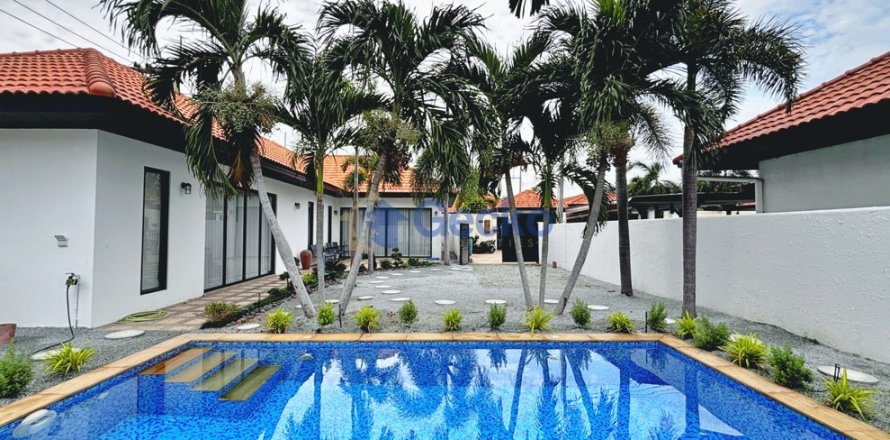 Casa de 2 dormitorios en Pattaya, Tailandia № 209334