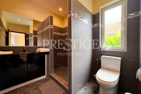 House in Pattaya, Thailand 4 bedrooms № 209908 - photo 25
