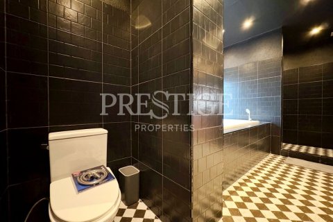 House in Pattaya, Thailand 4 bedrooms № 209908 - photo 18