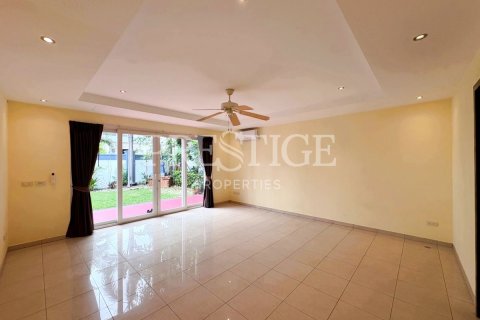 House in Pattaya, Thailand 4 bedrooms № 209908 - photo 26