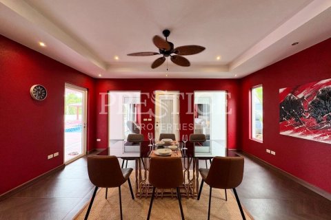 House in Pattaya, Thailand 4 bedrooms № 209908 - photo 6