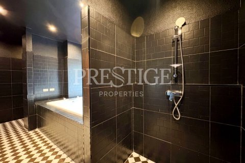 House in Pattaya, Thailand 4 bedrooms № 209908 - photo 19