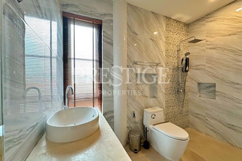 House in Pattaya, Thailand 6 bedrooms № 209906 - photo 25
