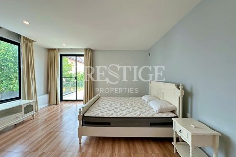 House in Pattaya, Thailand 6 bedrooms № 209906 - photo 15