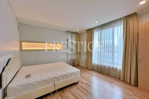 House in Pattaya, Thailand 6 bedrooms № 209906 - photo 21